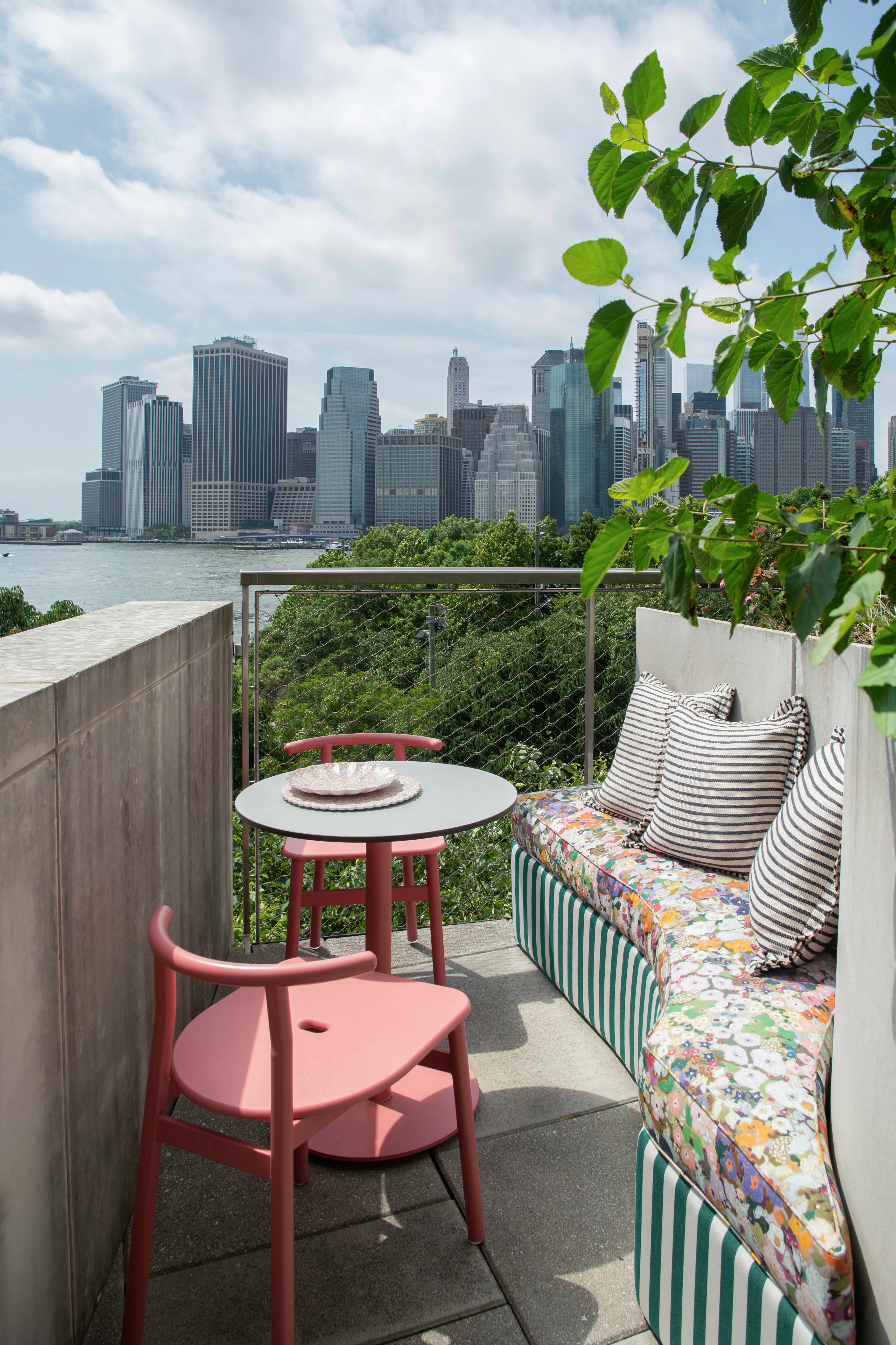 Dumbo Apartment story image 12